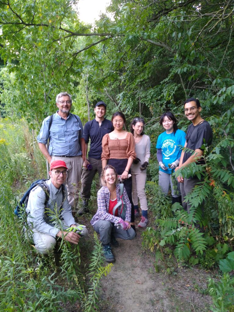 Picture of stewards together at Roxborough Parkette North